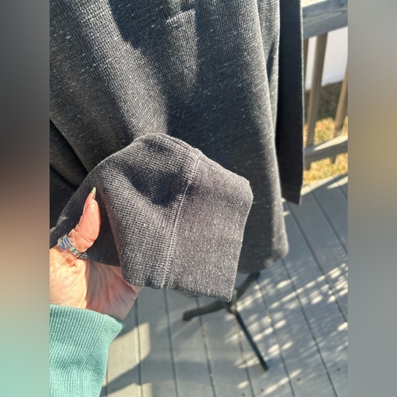 2FER BUNDLE!! Sonoma Men’s Textured Henley Long Sleeve Shirt Cream & Bla…​ - Picture 6 of 10